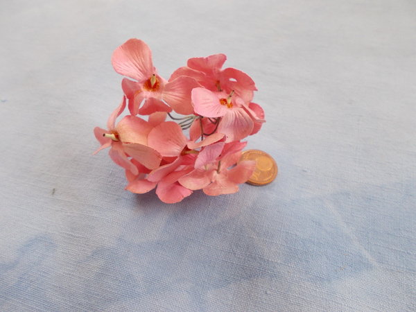 alter kleiner Strauß Papierblumen OF-A150