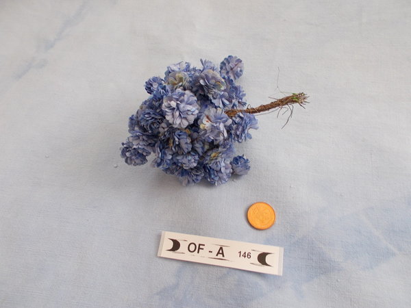 alter kleiner Strauß Papierblumen OF-A146