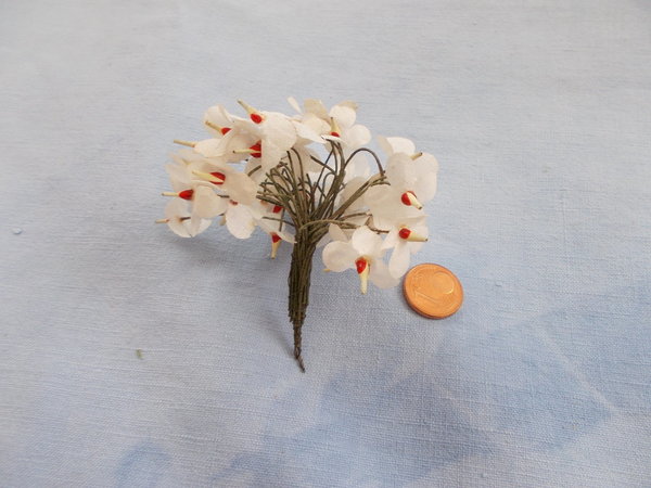 alter kleiner Strauß Textilblumen OF-A140